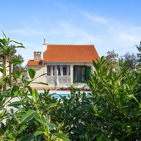 Stunning In With Sauna * Drinovci