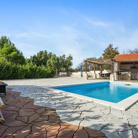 Stunning In With Sauna Holiday home Drinovci