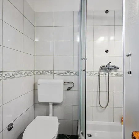 Stunning In With Sauna Drinovci