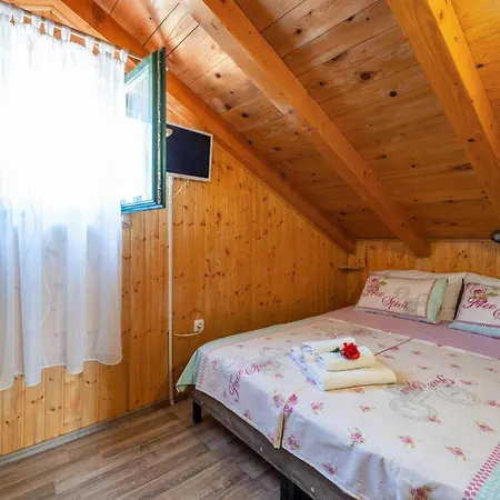 Stunning In With Sauna * Drinovci