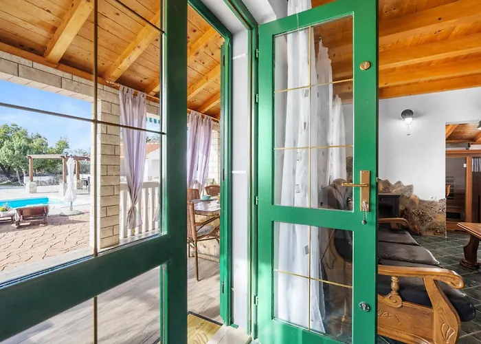 Stunning In With Sauna Сasa de vacaciones *