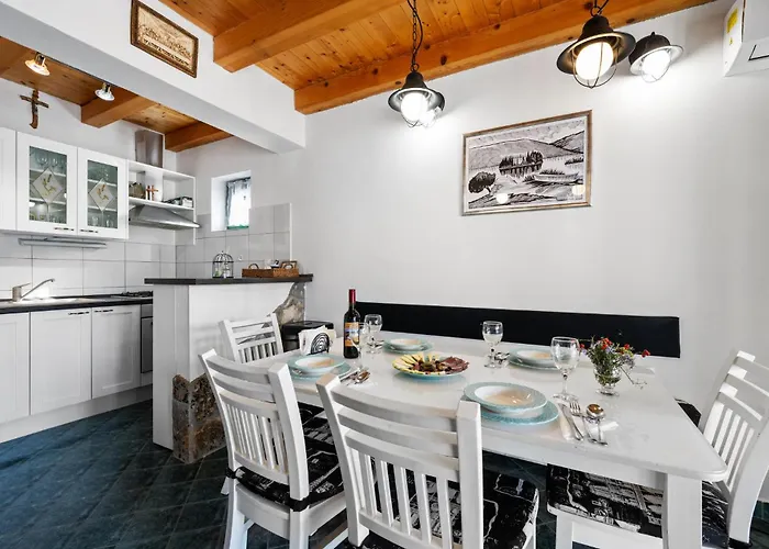 Stunning In With Sauna * Drinovci